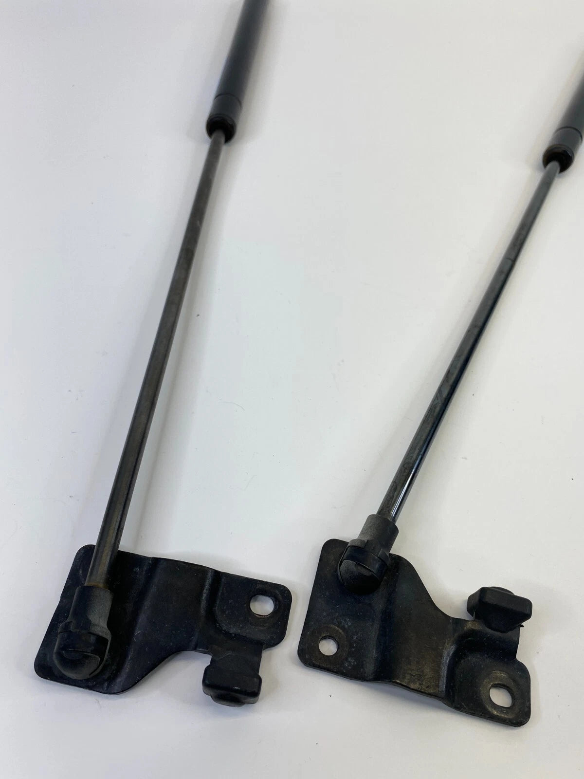 2003-2012 LAND ROVER RANGE ROVER REAR LIFTGATE SUPPORT DAMPER STRUTS OEM FACTORY