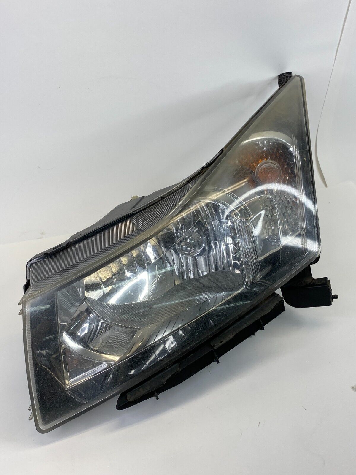 2011-2015 Chevrolet Chevy Cruze Front Left Headlight Headlamp Assembly OEM