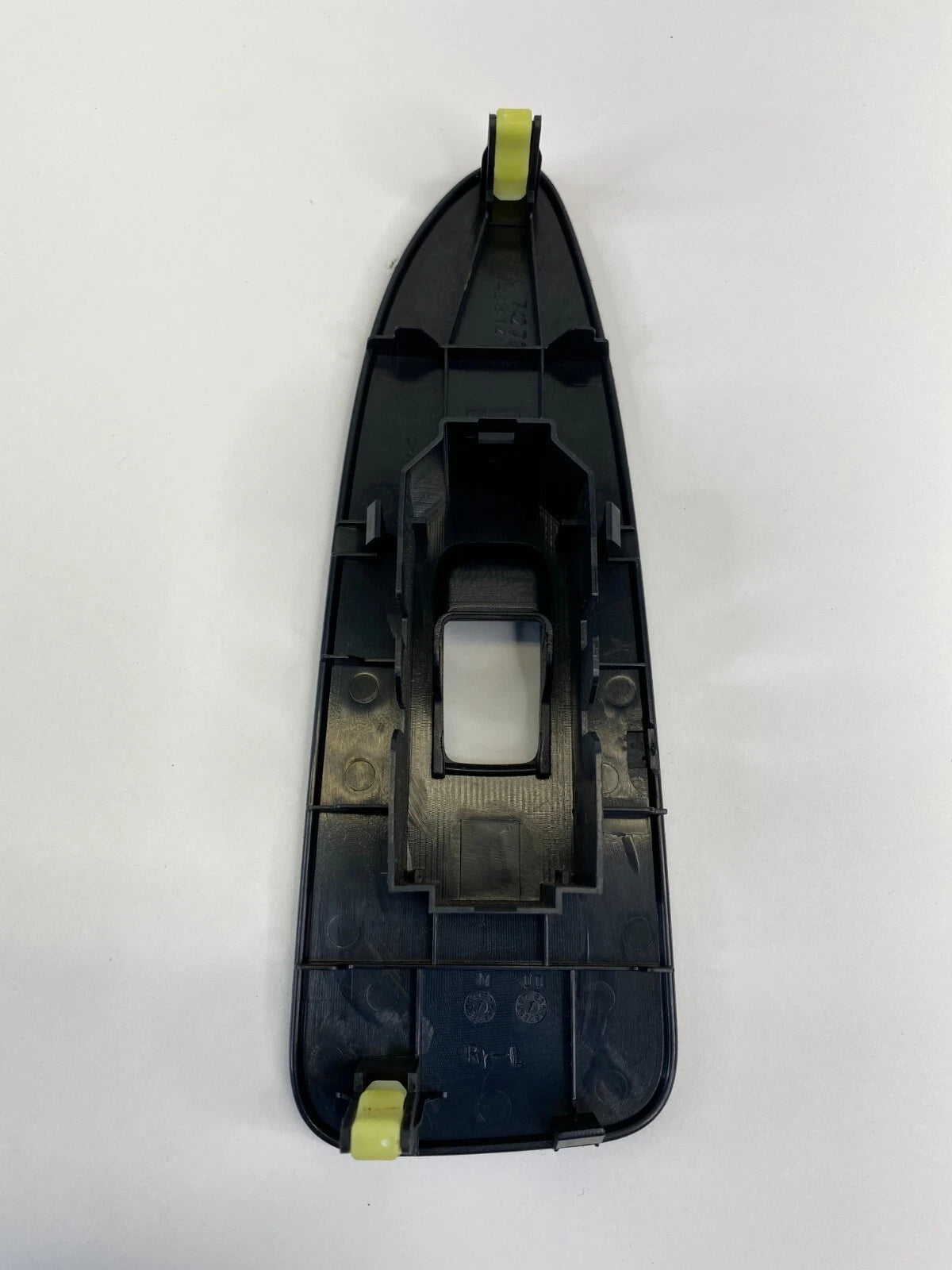 2002 2003 LEXUS ES300 REAR RIGHT SIDE DOOR WINDOW SWITCH COVER TRIM 74271-33120