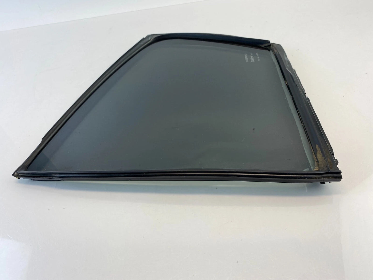 10-14 SUBARU LEGACY SEDAN REAR LEFT DOOR QUARTER VENT WINDOW GLASS 62284-AJ01B