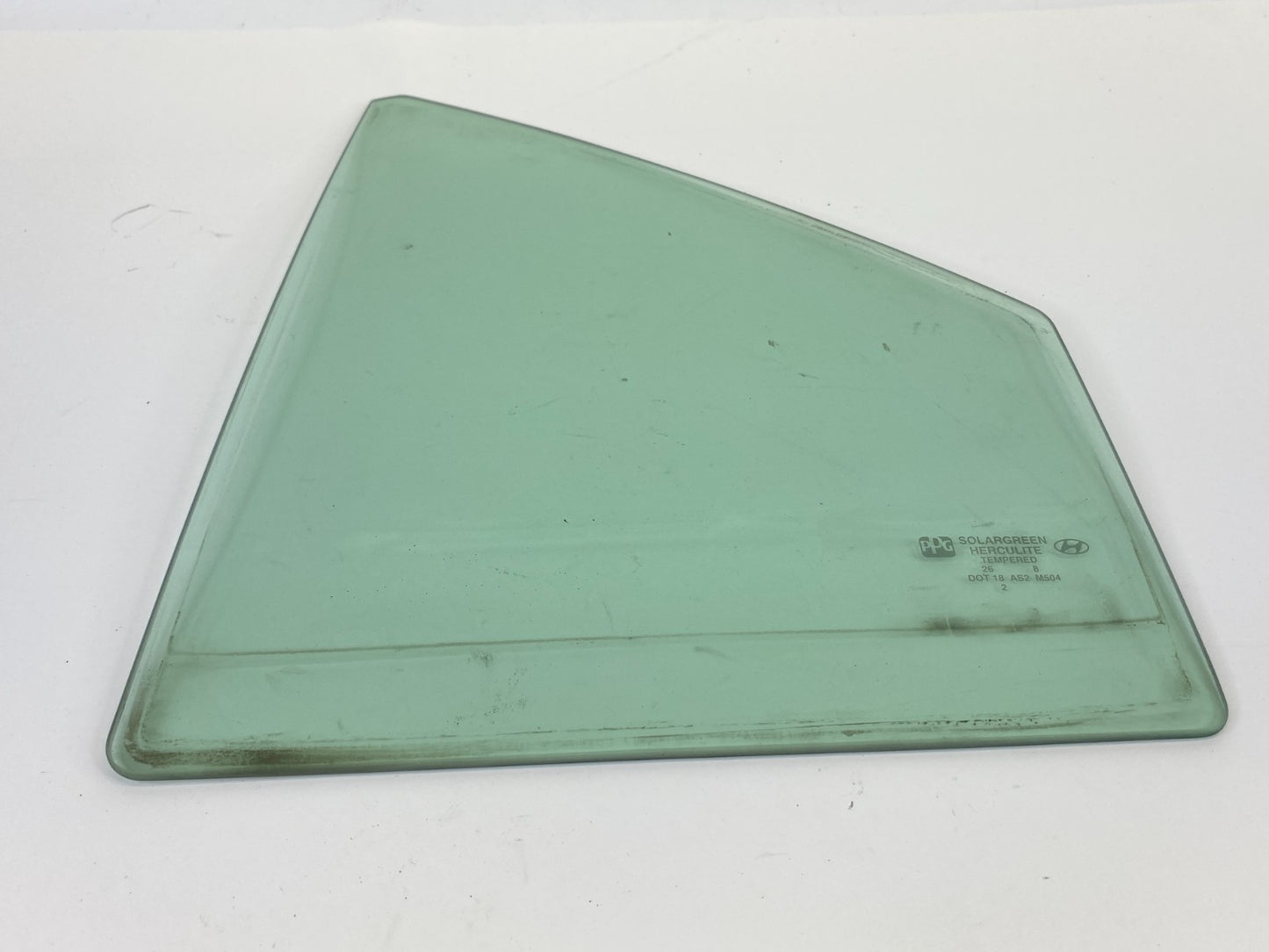 2009 2010 Hyundai Sonata Rear Left Side Quarter Vent Window Glass Fixed OEM