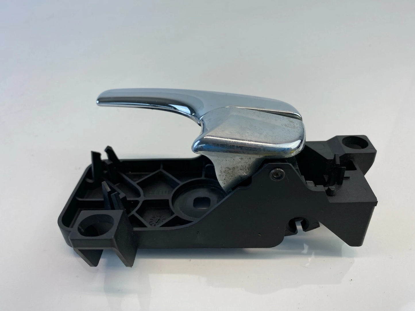 2003-2008 JAGUAR S-TYPE REAR LEFT SIDE INNER DOOR HANDLE RR LH 2R83-22601 OEM