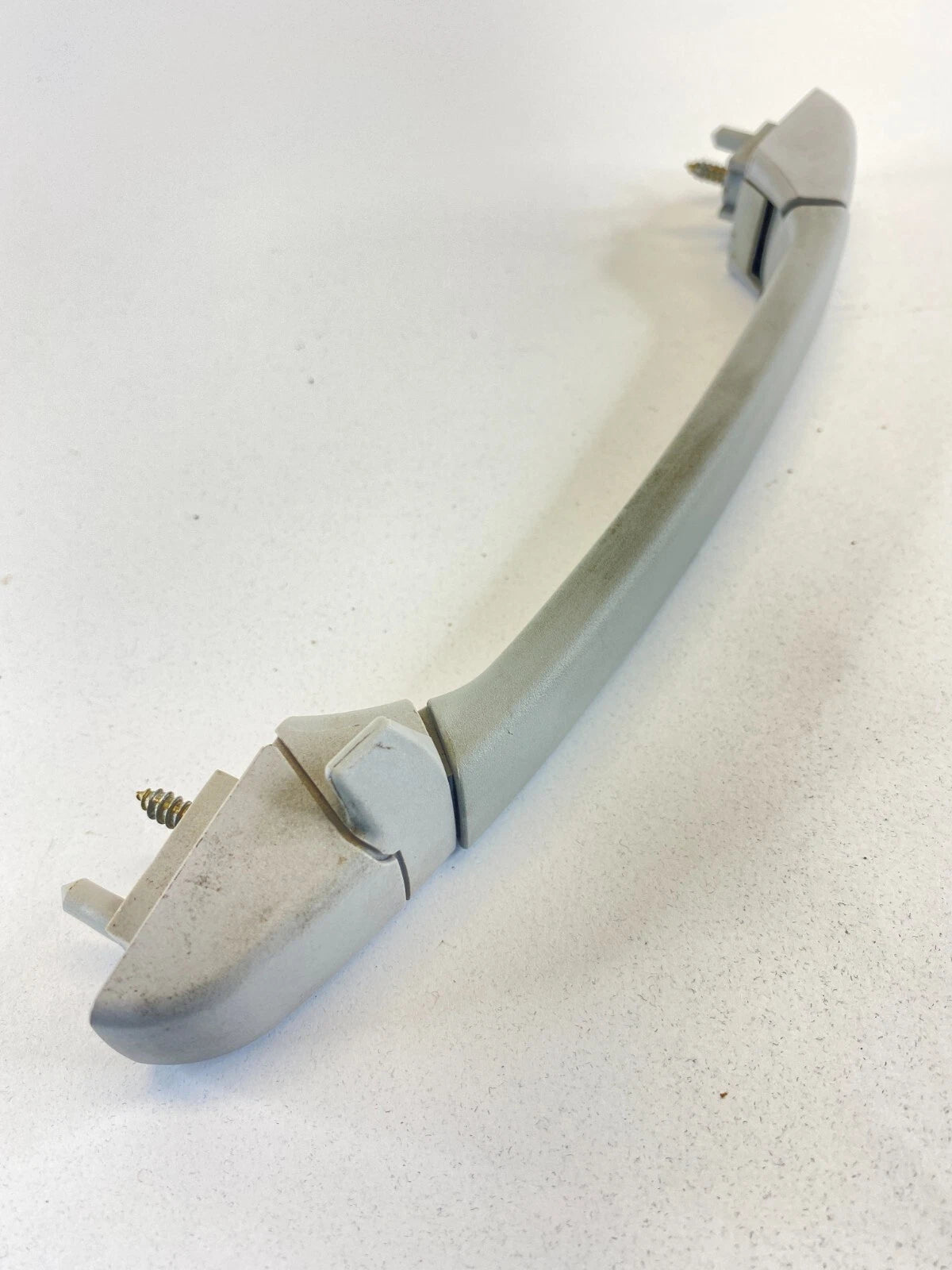 2001-2005 BMW 330XI REAR LEFT SIDE INTERIOR ROOF GRIP GRAB BAR HANDLE 8-231-323