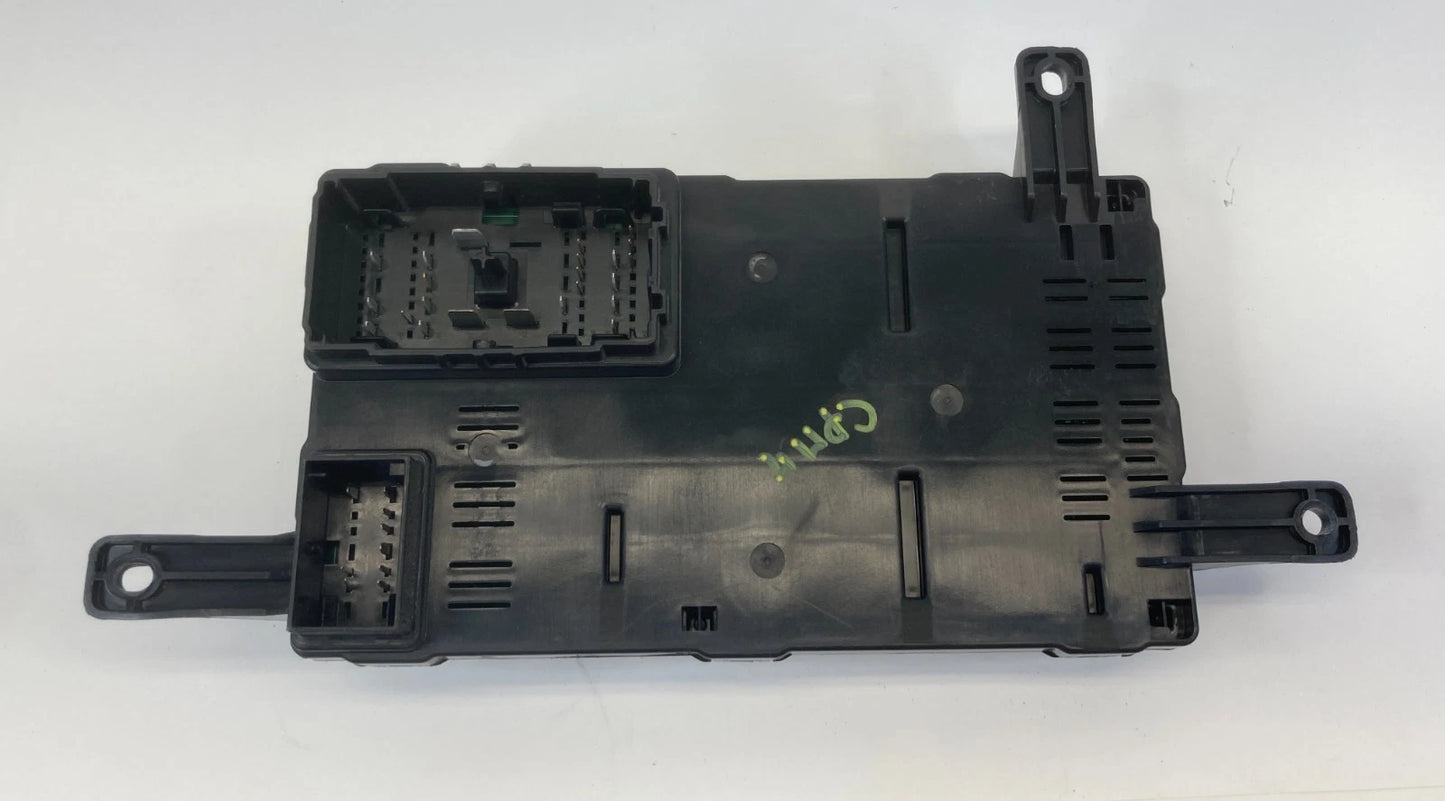 2006-2010 KIA SEDONA 3.8L V6 REAR QUARTER PANEL FUSE BOX BODY CONTROL MODULE OEM
