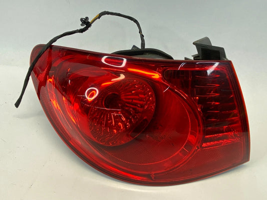 2007-2010 HYUNDAI ELANTRA SEDAN LEFT DRIVER SIDE OUTER TAILLIGHT TAIL LAMP OEM