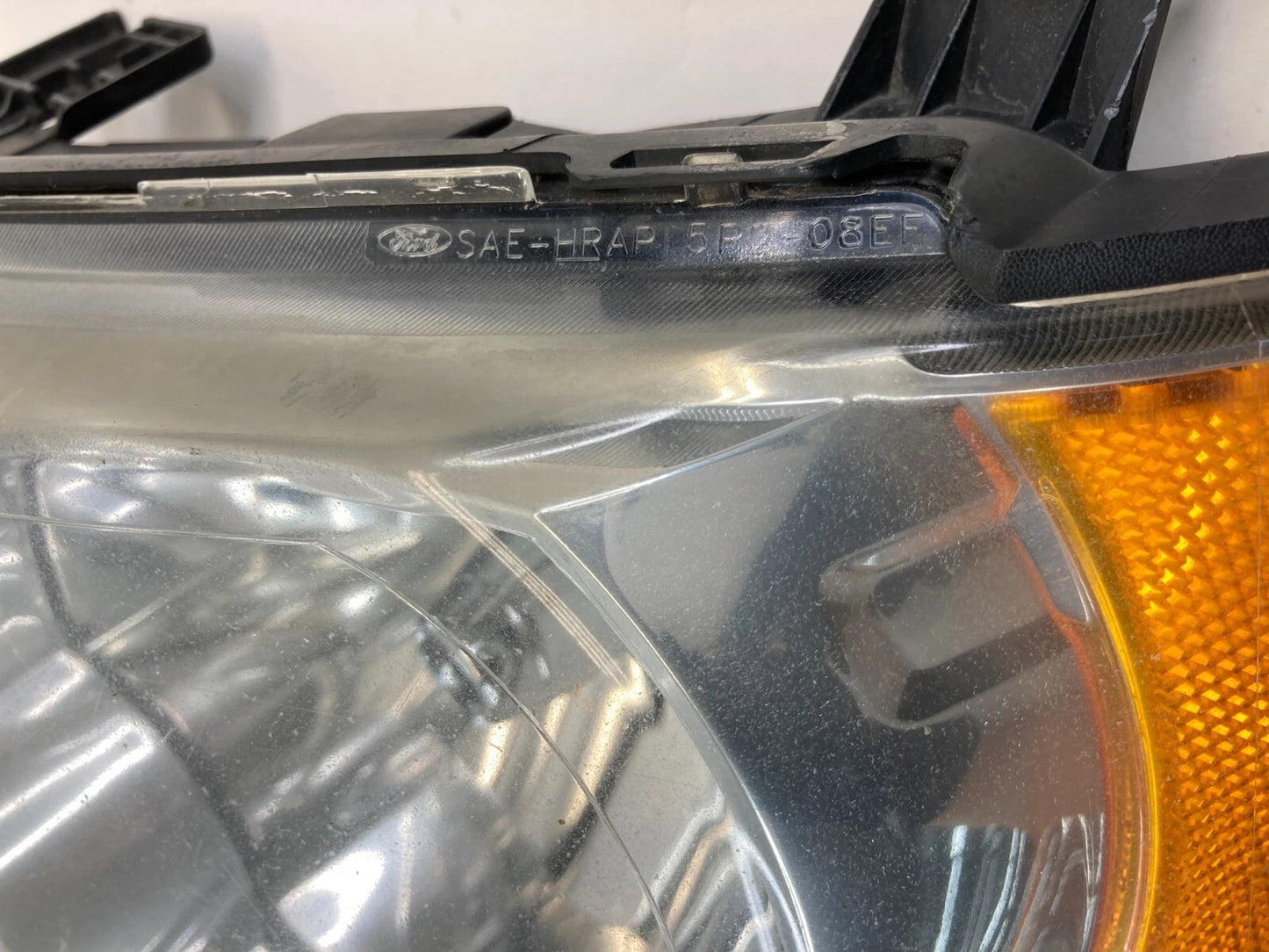 09-12 FORD ESCAPE LEFT DRIVER HEADLIGHT BLACK APPEARANCE PACKAGE 9L8J-13008A OEM