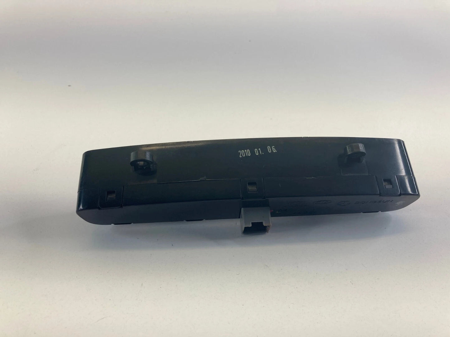 2008- 2012 KIA SEDONA FRONT CENTER DASH DIGITAL CLOCK 94510-4D400 OEM