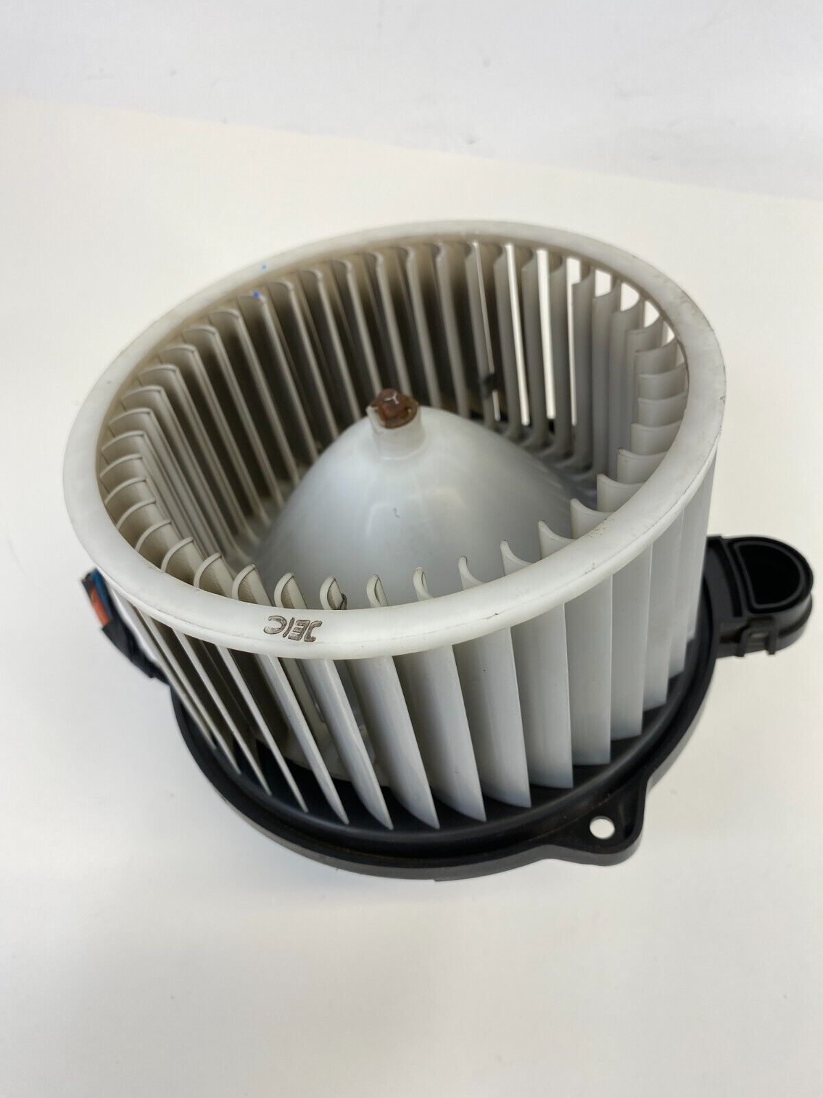 2013-2019 Hyundai Santa Fe 3.3L FWD HVAC A/C Heater Blower Motor Fan Assembly