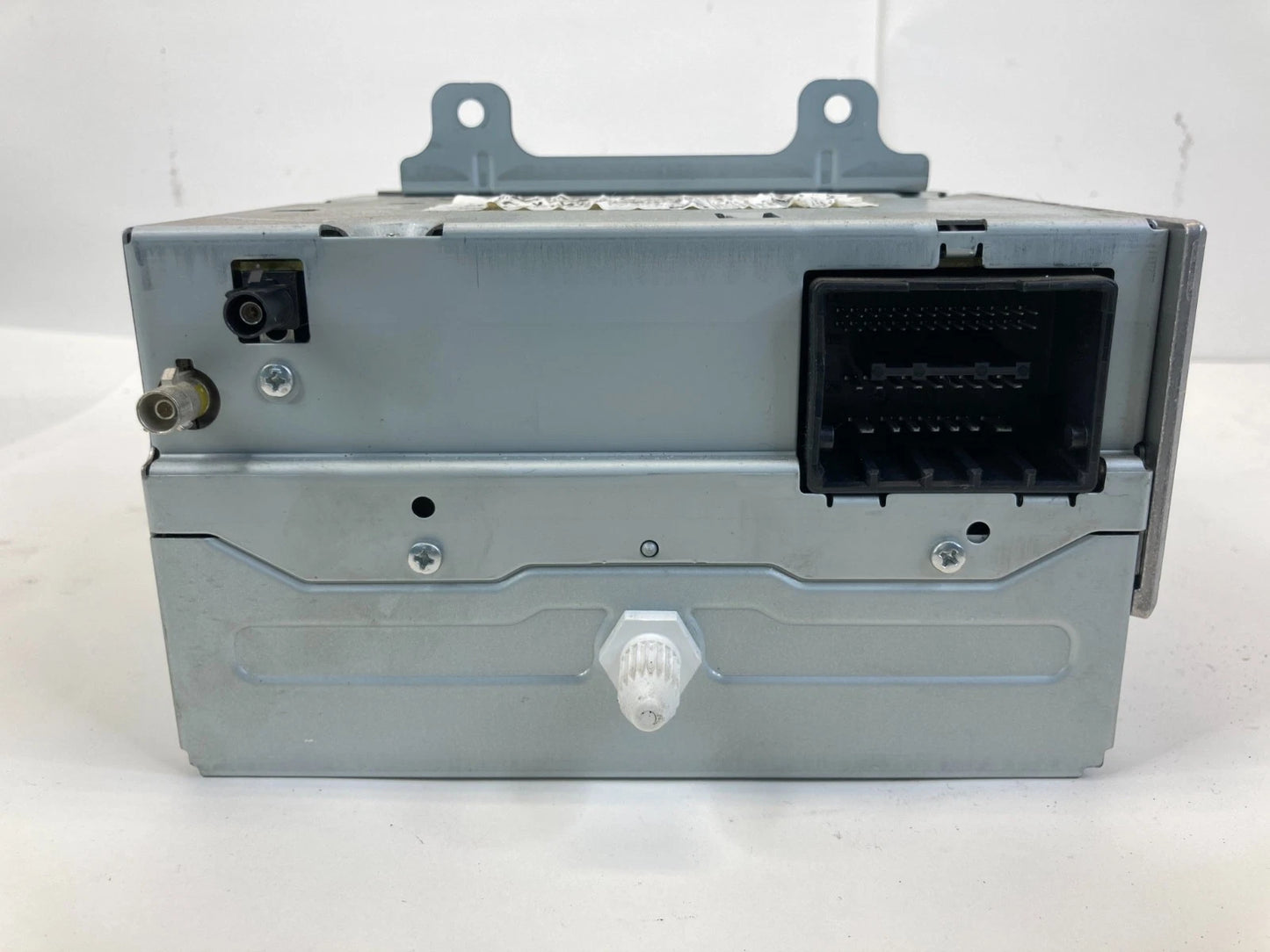 2011 11 GMC Terrain Buick Regal AM/FM Radio CD Disc Player Receiver 20983517 OEM