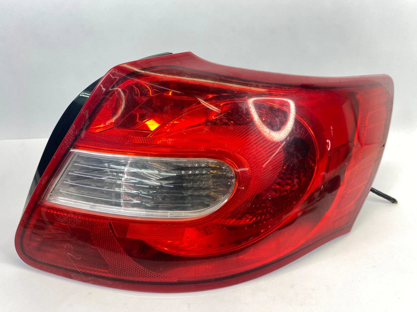 2010 2011 2012 2013 SUZUKI KIZASHI RIGHT PASSENGER TAILLIGHT TAIL LIGHT LAMP OEM