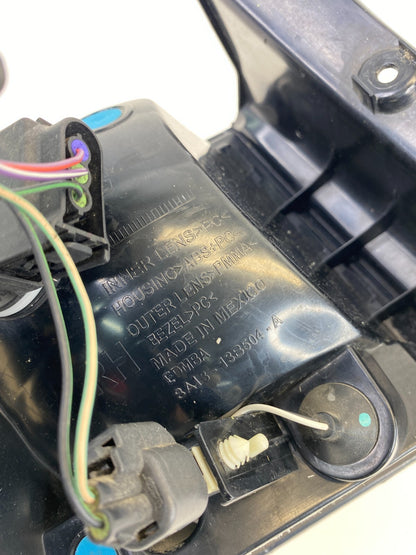 2007 08 09 2010 Lincoln MKX Rear Right Side Outer Tail Light Taillight Lamp