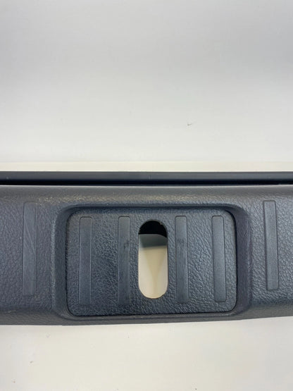 04-06 LEXUS RX330 REAR TRUNK SILL SCUFF TRIM INTERIOR FINISH PLATE 58387-0E010