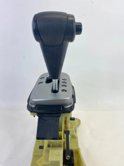 07-10 KIA SPORTAGE AUTOMATIC TRANSMISSION FLOOR GEAR SHIFTER SHIFT LEVER OEM