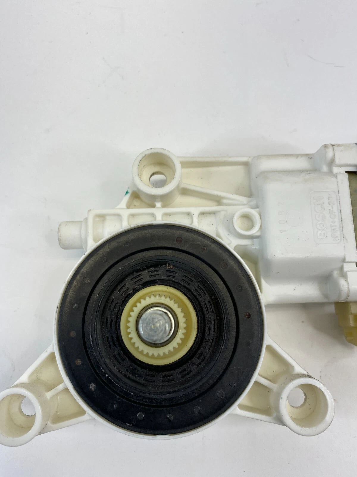 2008-2016 CHRYSLER TOWN & COUNTRY REAR LEFT SLIDING DOOR WINDOW MOTOR 0130822335