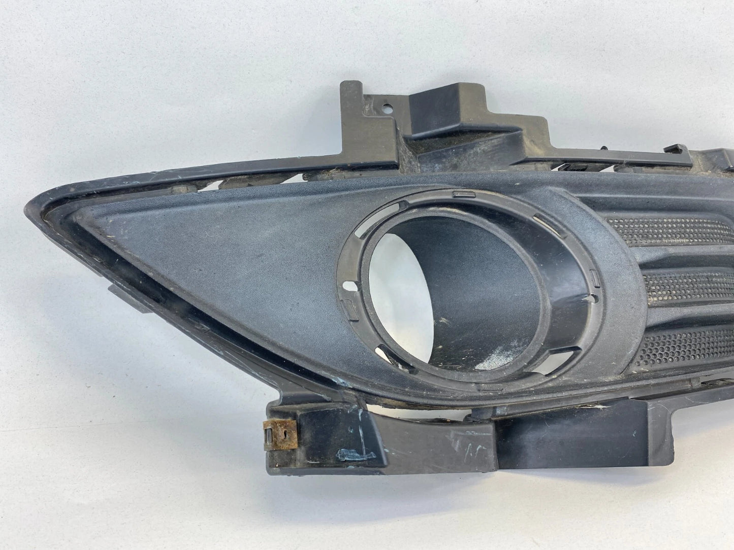 2013-2016 FORD FUSION FRONT LEFT DRIVER SIDE FOG LIGHT LAMP TRIM GRILLE ONLY OEM