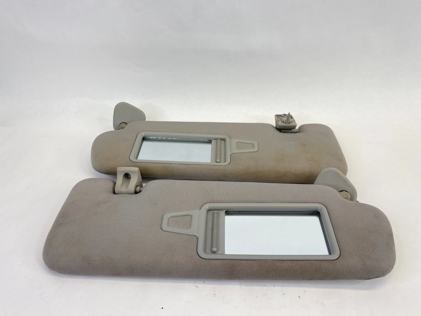2011-2015 HYUNDAI SONATA SUN VISOR DRIVER & PASSENGER SIDE PAIR SET GRAY OEM