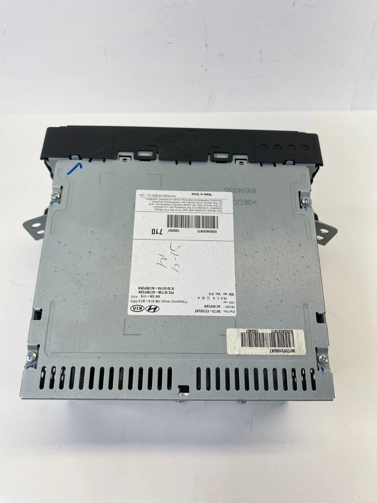 2017 2018 HYUNDAI ELANTRA RADIO AM FM CD PLAYER RECEIVER 96170-F2100-UAT OEM