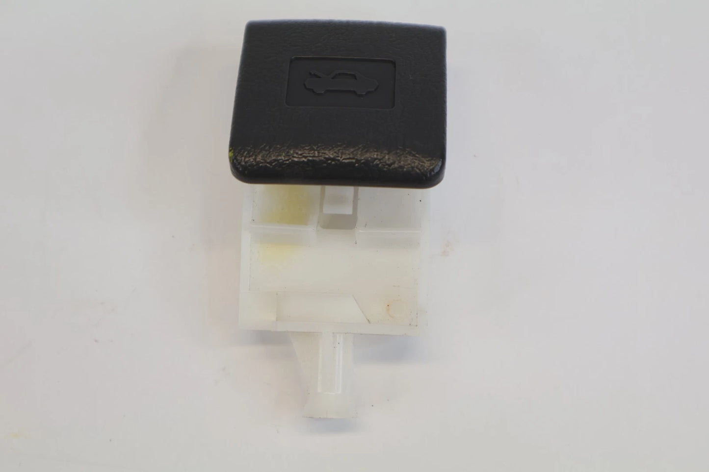 2004-2009 TOYOTA PRIUS FRONT DASH HOOD RELEASE OPENER HANDLE LEVER RELEASE OEM