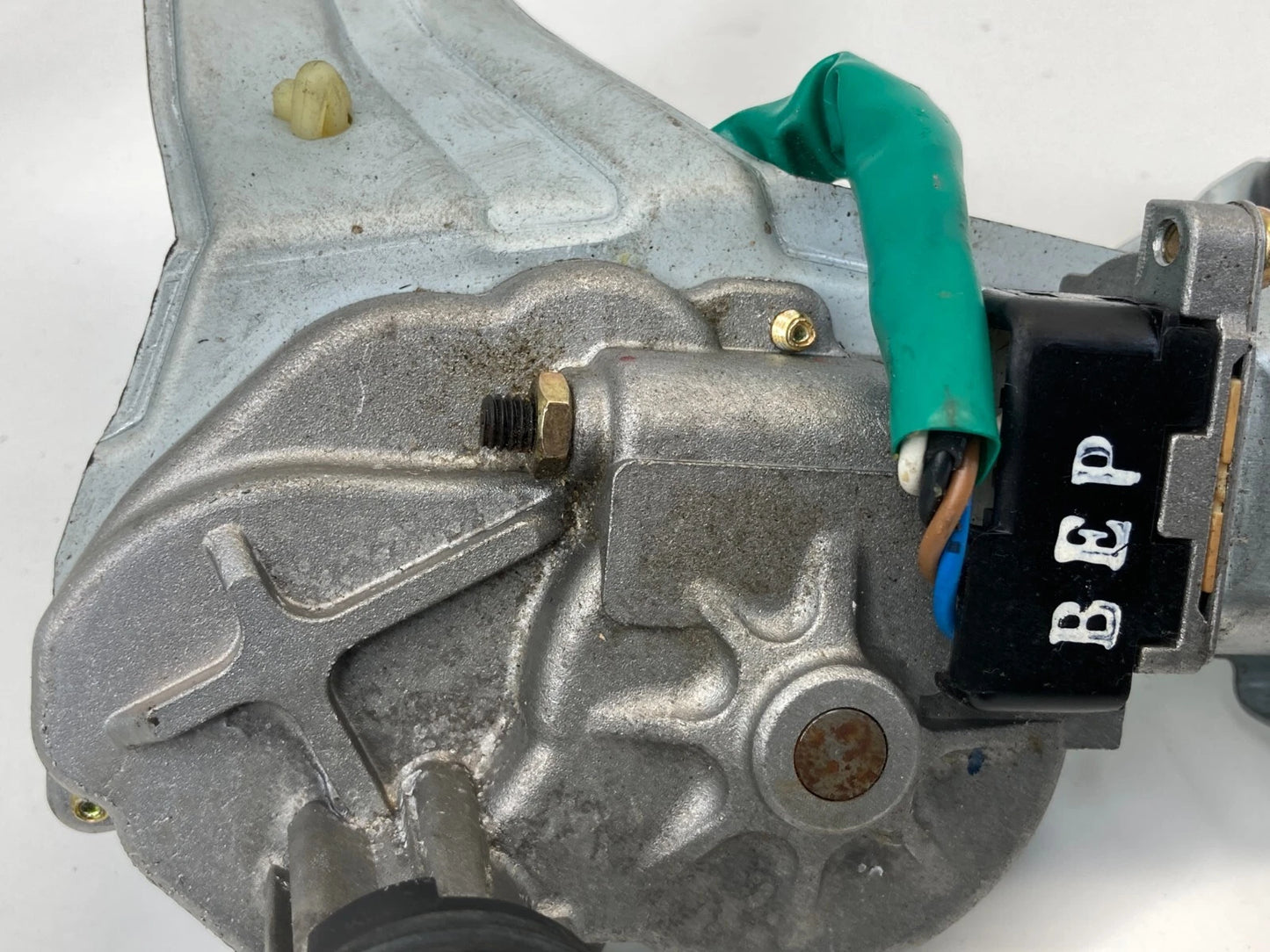 2007-2012 HYUNDAI SANTA FE SUV 3.3L REAR WINDSHIELD WIPER POWER MOTOR 987002B000