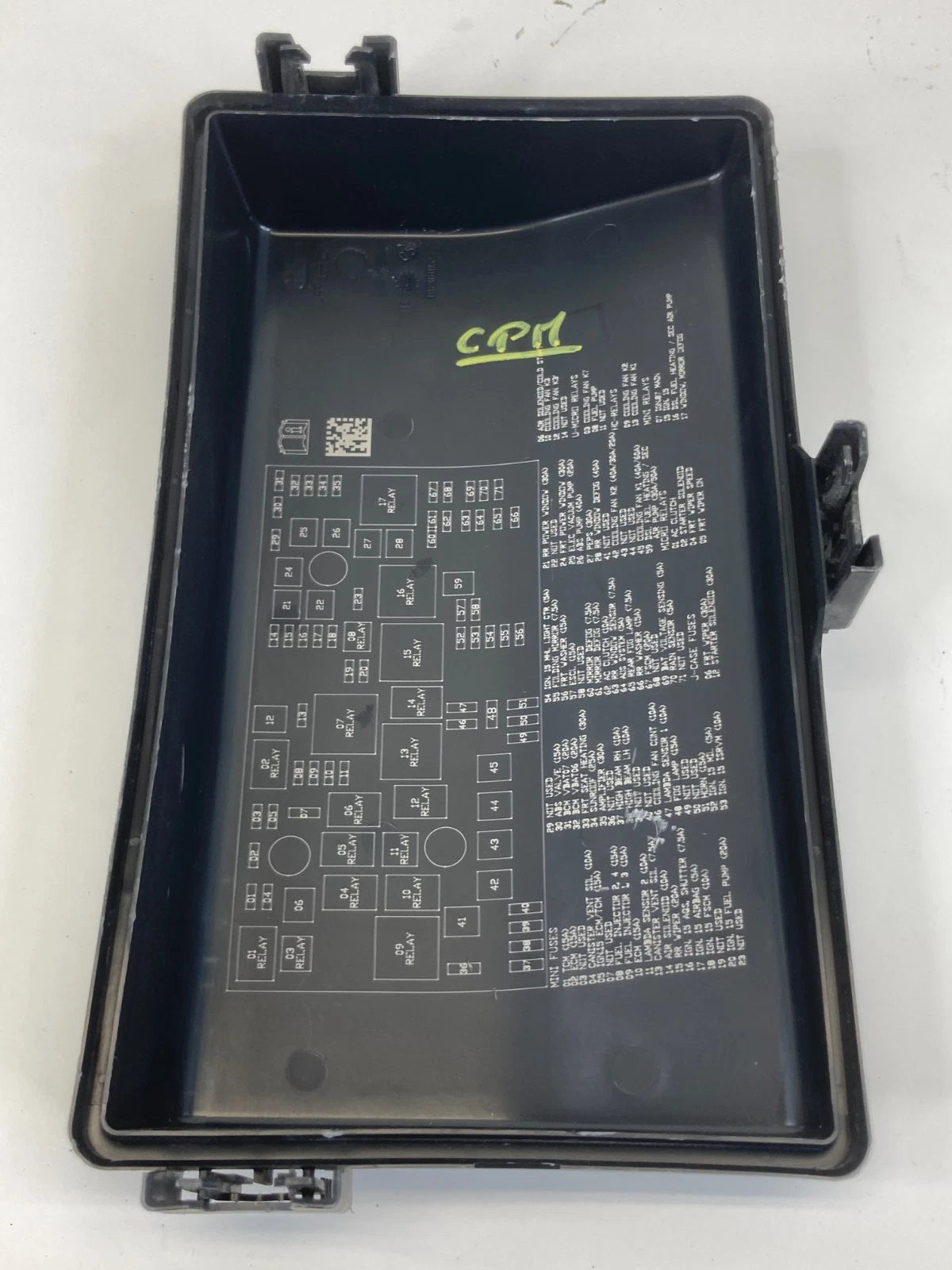 2011-2014 CHEVROLET CRUZE 1.4L ENGINE FUSE BOX RELAY COVER CAP 812461952