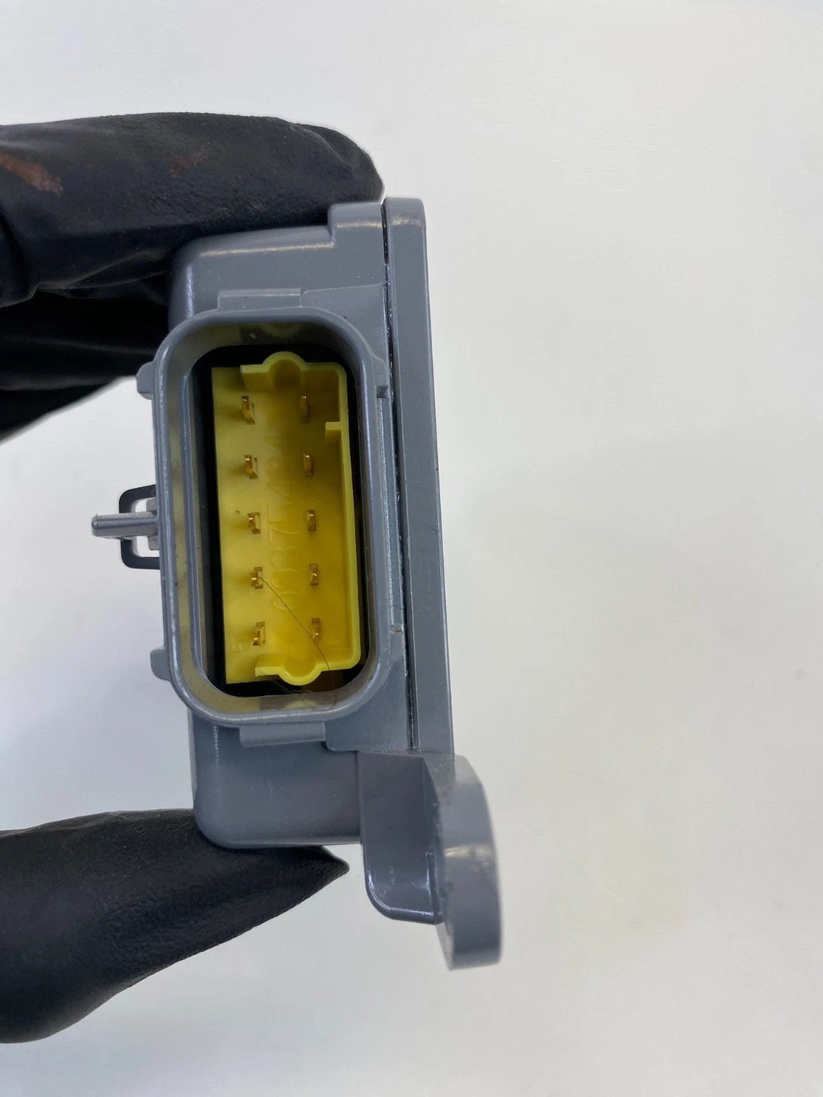 2006-2010 Infiniti M35 Front Right Seat Occupant Sensor Control Module 28291025