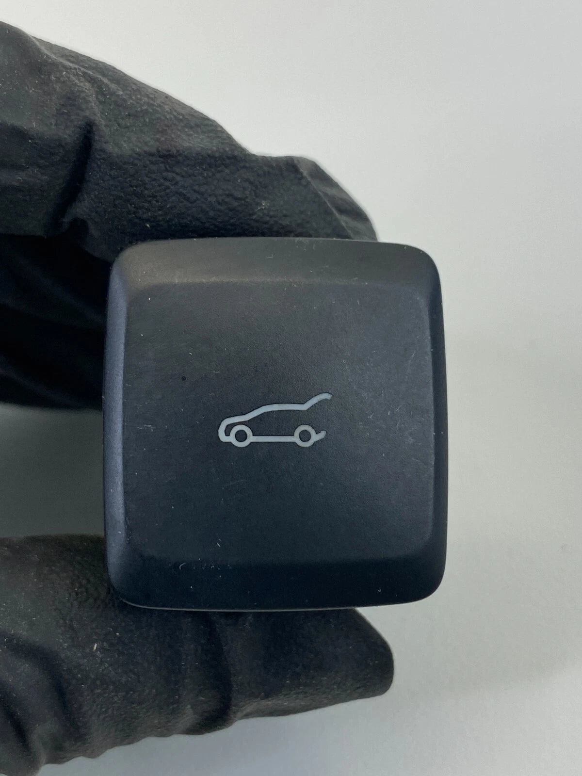 2013-2020 FORD FUSION DASH TRUNK LID RELEASE CONTROL SWITCH DG9T-198514-AAW