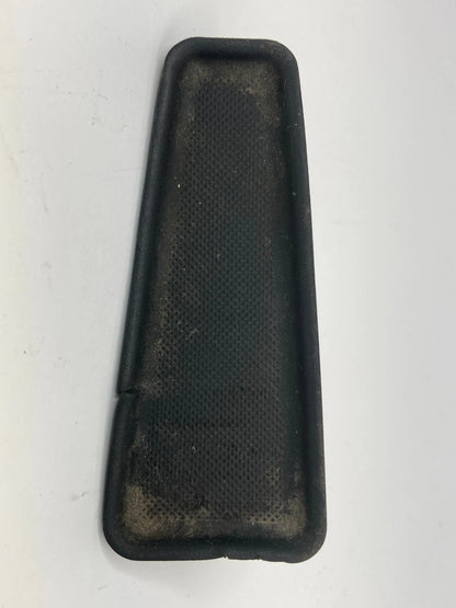 2006-2013 CHEVROLET IMPALA REAR LEFT DOOR PANEL PULL HANDLE LINER INSERT 1118533
