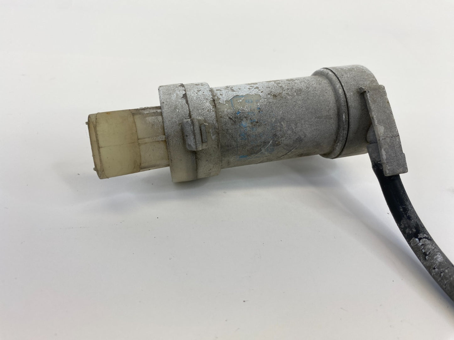 2006-2017 Hyundai Accent Windshield Wiper Fluid Washer Pump OEM