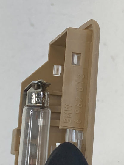 2004-2007 525i 530i 2004 2005 BMW 545i Sunvisor Light Vanity Lamp