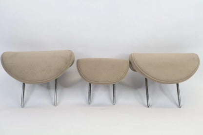 06-11 HYUNDAI ACCENT GLS SEDAN REAR 2ND ROW HEADREST HEAD REST SET OF 3 BEIGE