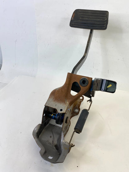 2005-2010 HONDA ODYSSEY BRAKE PEDAL ASSEMBLY ARM LEVER BRACKET MOUNT OEM