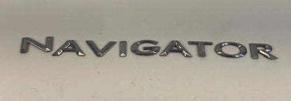 2003-2006 LINCOLN NAVIGATOR FENDER SIDE NAMEPLATE EMBLEM BADGE LOGO CHROME