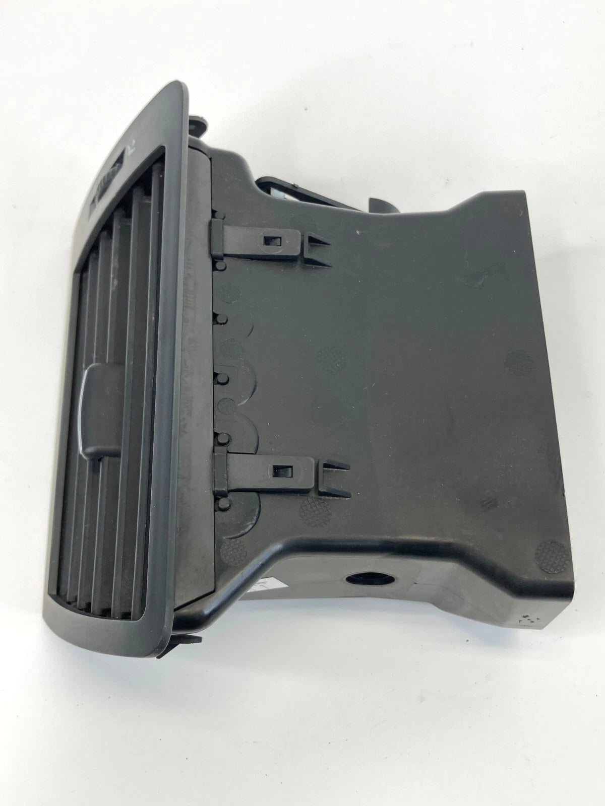 2009-2014 VOLKSWAGEN ROUTAN FRONT RIGHT SIDE DASH DASHBOARD A/C AIR VENT GRILLE