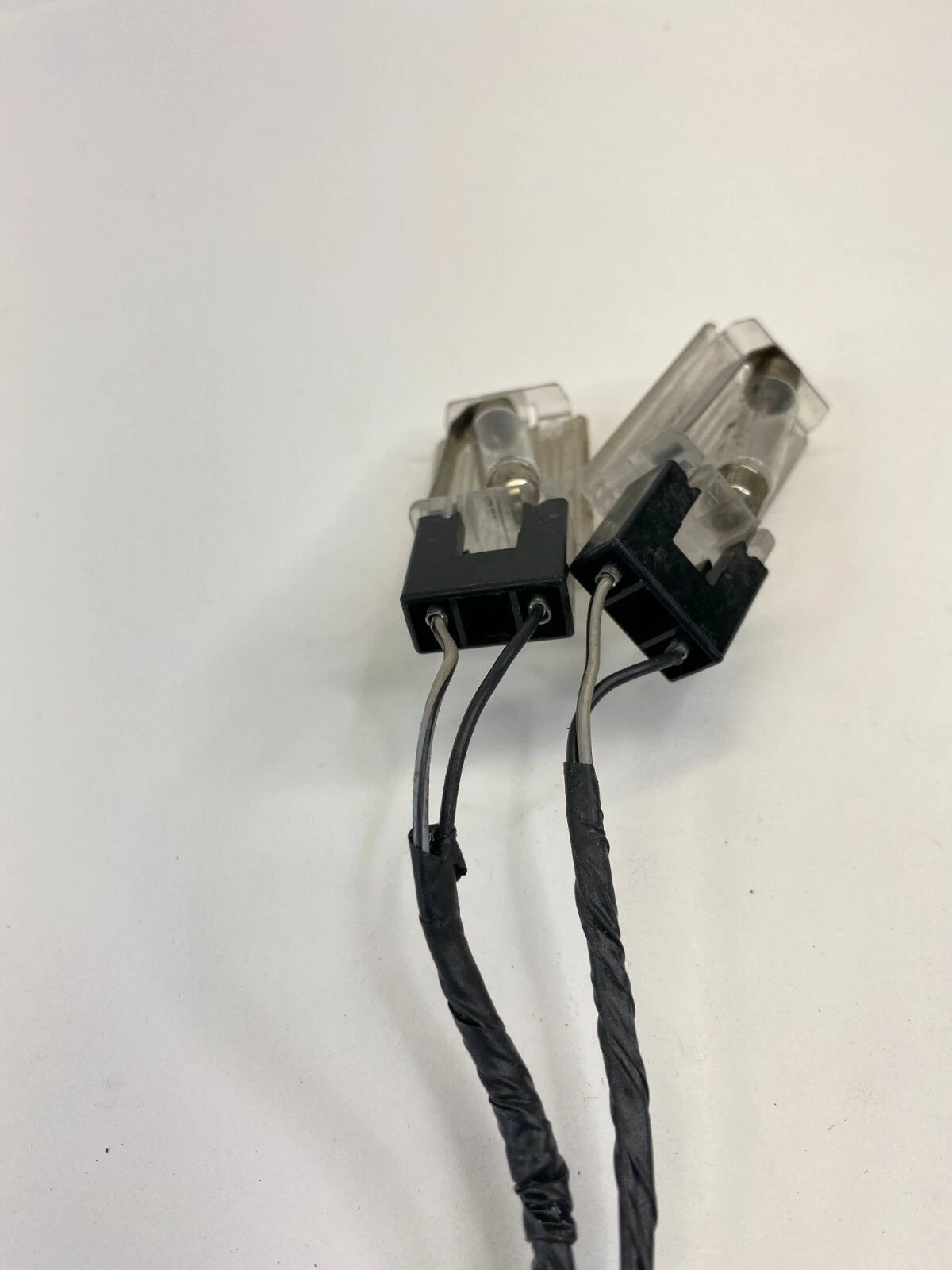 2009-2012 CHEVROLET TRAVERSE REAR LICENSE PLATE LIGHT LAMP SET PAIR OEM