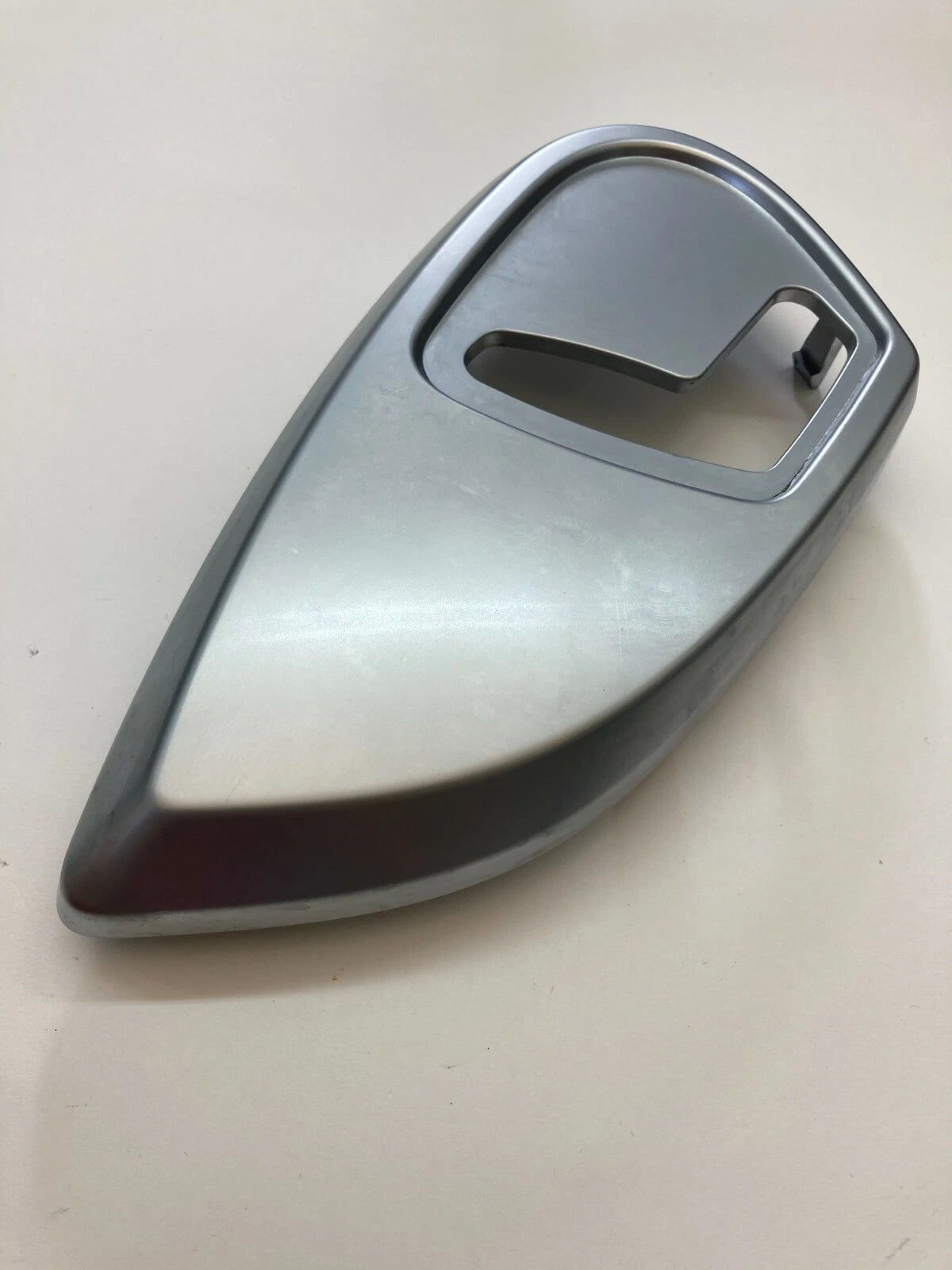 2006-2009 MERCEDES-BENZ R350 FRONT RIGHT PASSENGER SEAT SWITCH TRIM COVER PANEL