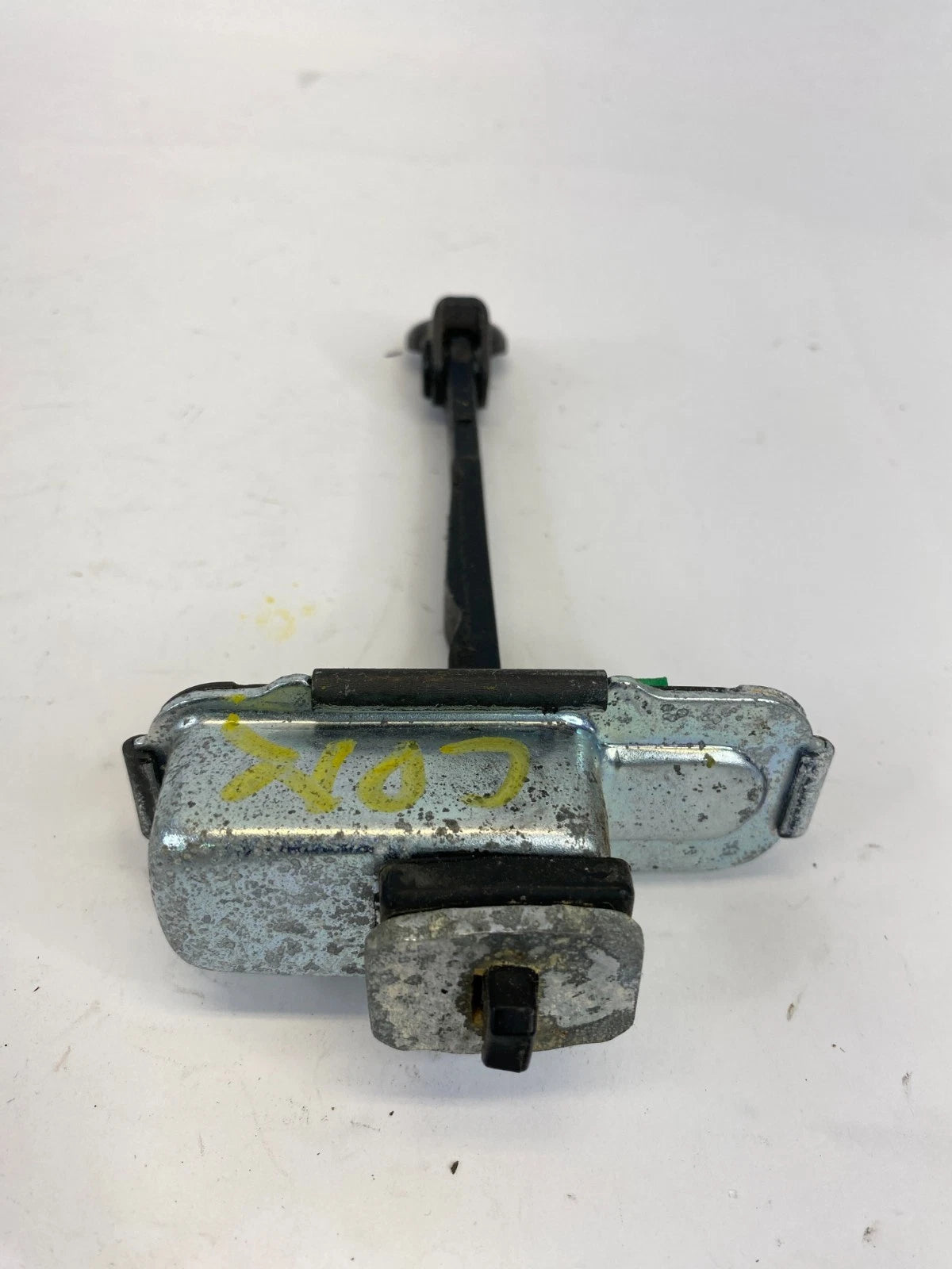 2011-2016 KIA OPTIMA FRONT RIGHT DOOR HINGE CHECK STRAP STOP STOPPER DETENT OEM