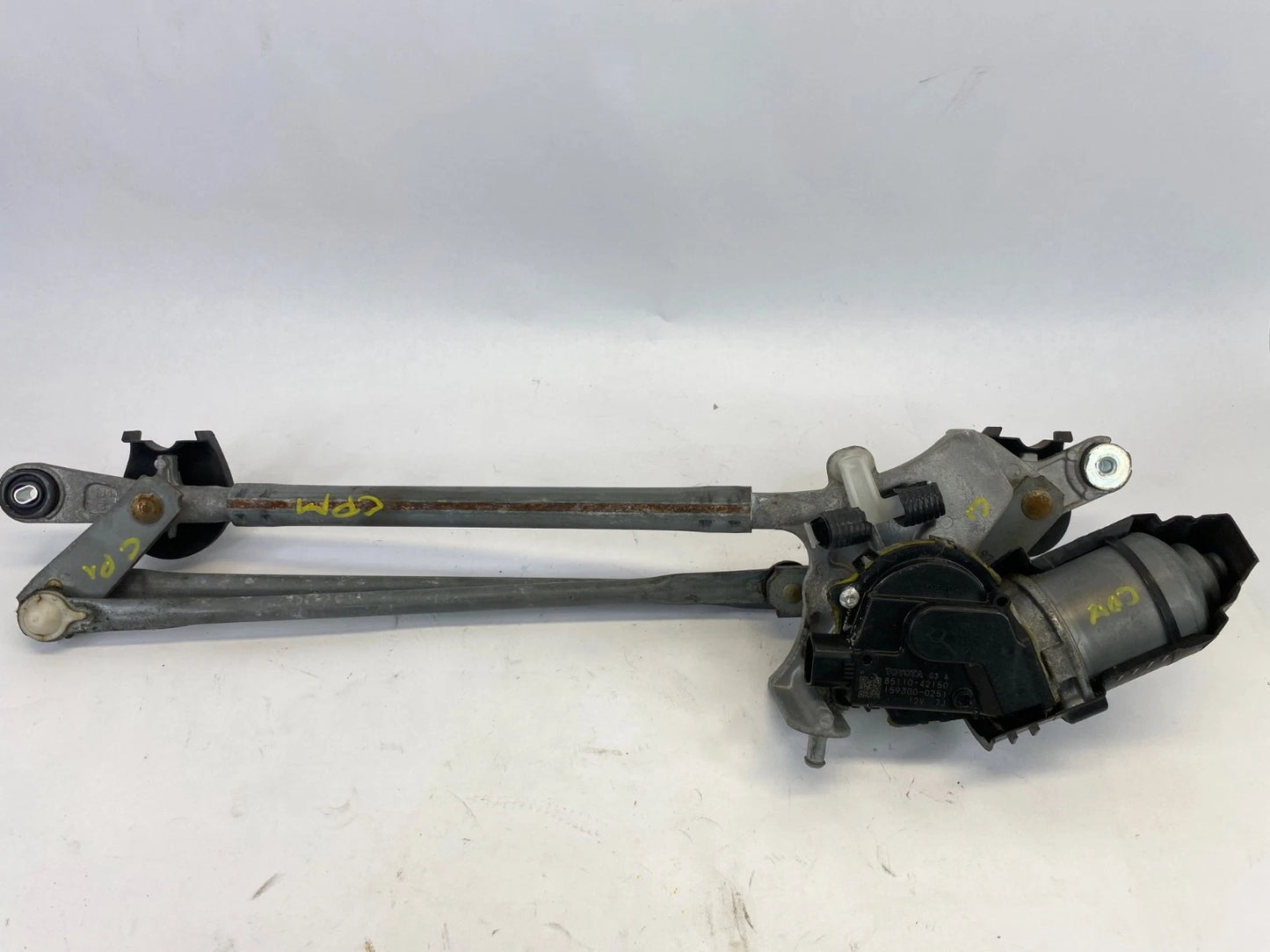 2006-2012 TOYOTA RAV4 FRONT WINDSHIELD WIPER MOTOR & LINKAGE ASSY 8511042150 OEM