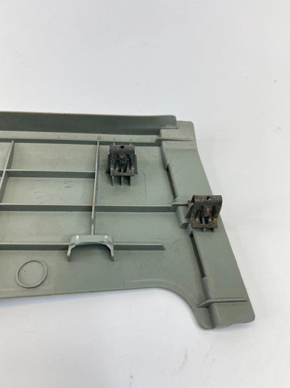 05-10 HONDA ODYSSEY FRONT RIGHT SEAT RISER OUTER COVER CAP TRIM 81116-SHJ-A010