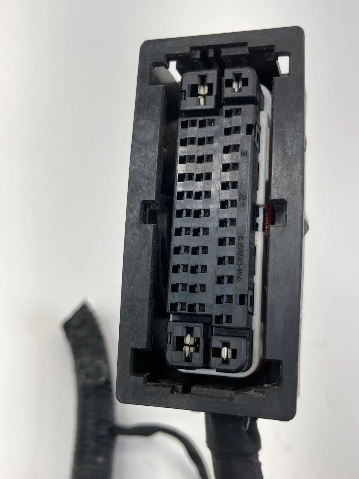 12-17 HYUNDAI ACCENT 1.6L ABS ANTI-LOCK BRAKE PUMP PLUG CONNECTOR PIGTAIL OEM