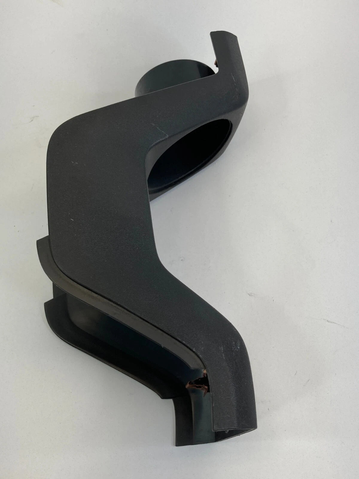 2008-2011 FORD FOCUS SEDAN CENTER CONSOLE REAR PANEL CUP HOLDER 8S43-54045A74A