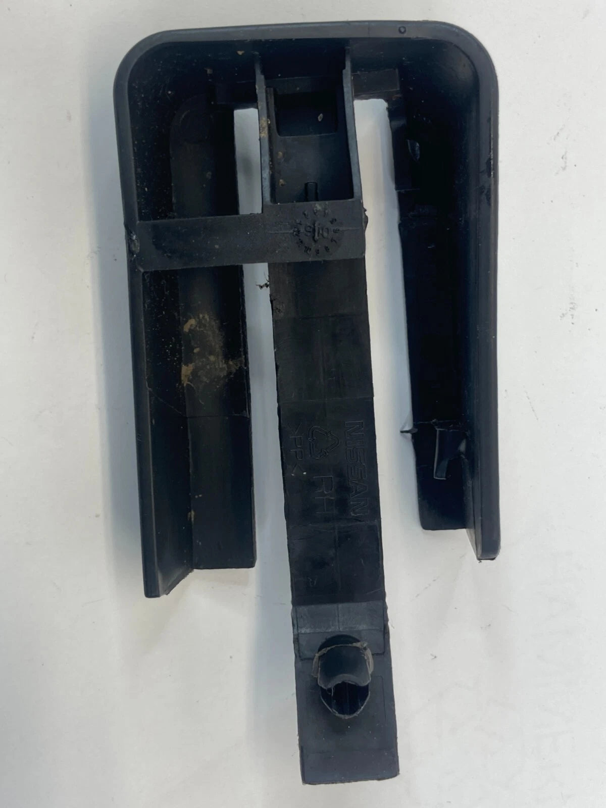 2007-2012 NISSAN ALTIMA RIGHT SIDE SEAT TRACK RAIL END COVER CAP TRIM