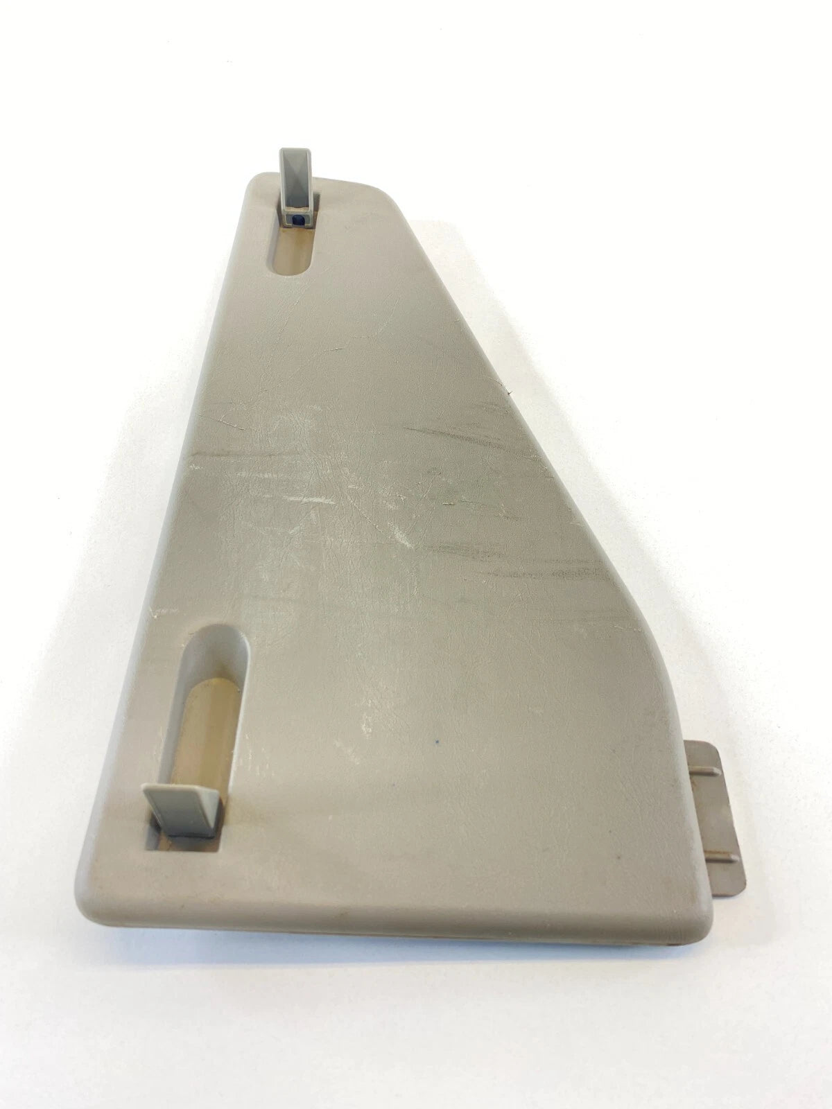 02-07 BUICK RENDEZVOUS REAR LEFT QUARTER PANEL INTERIOR STORAGE COVER 10431230