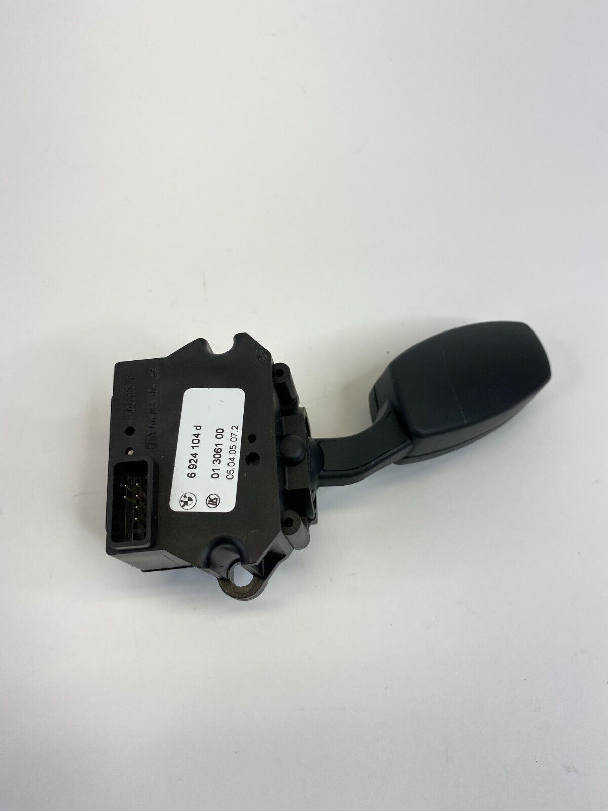 2006 2007 BMW 530i Steering Column Cruise Control Switch 6924104D OEM