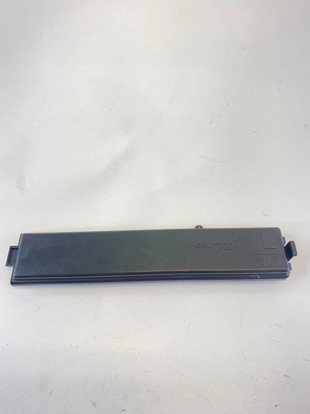 2009 2010 PONTIAC VIBE LEFT SIDE RELAY FUSE BOX CAP LID COVER OEM