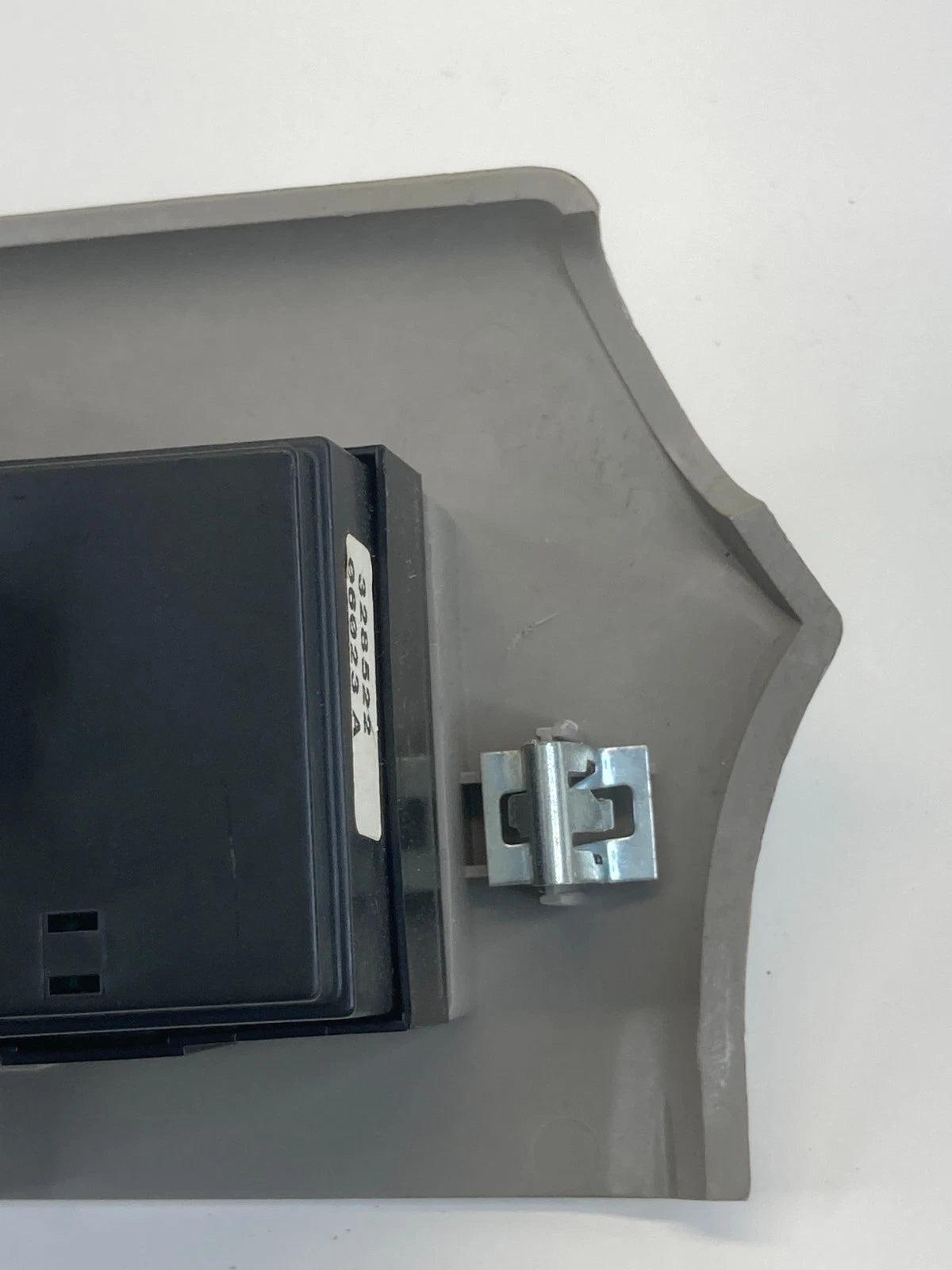 2006-2009 CHEVROLET TRAILBLAZER FRONT RH PASSENGER SIDE POWER WINDOW SWITCH OEM