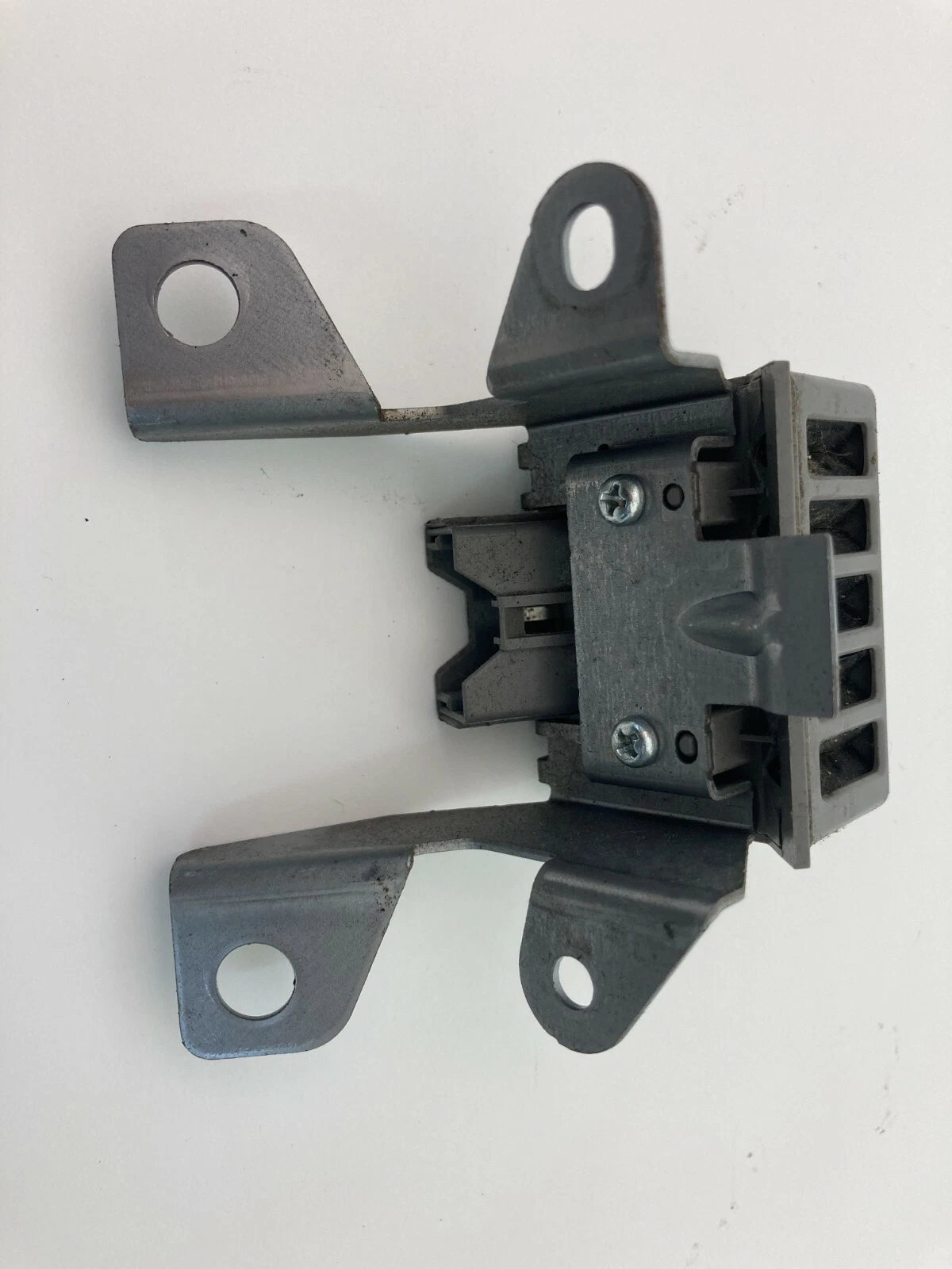 03 04 05 06 07 08 TOYOTA MATRIX REAR WINDSHIELD WIPER PLUG CONNECTOR OEM