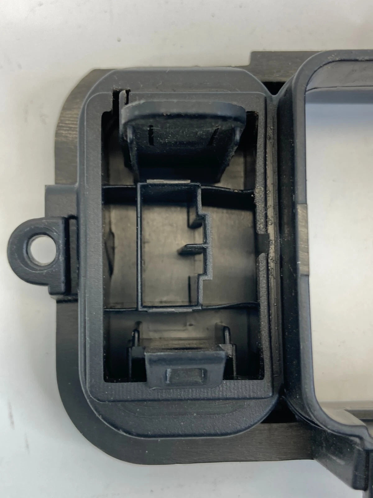 05-10 HONDA ODYSSEY FRONT DASH LEFT SIDE SLIDING DOOR SWITCH TRIM BEZEL COVER