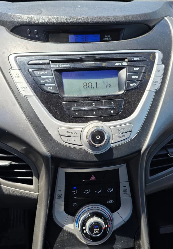 11-13 HYUNDAI ELANTRA RADIO AM/FM RECEIVER MP3 W DISPLAY SCREEN 961703X161BL OEM