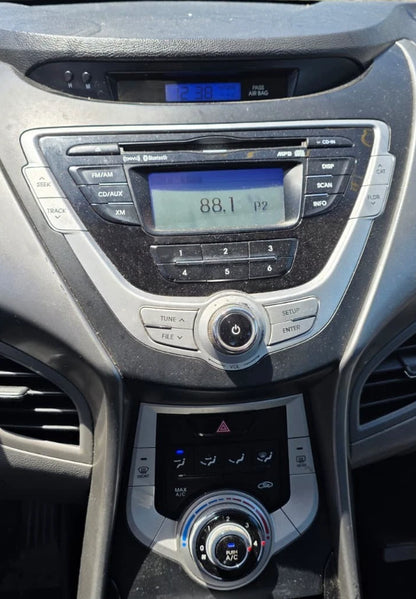 11-13 HYUNDAI ELANTRA RADIO AM/FM RECEIVER MP3 W DISPLAY SCREEN 961703X161BL OEM