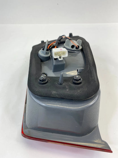 2006-2008 HYUNDAI SONATA PASSENGER RIGHT REAR INNER TAILLIGHT LAMP 92404-0A0 OEM